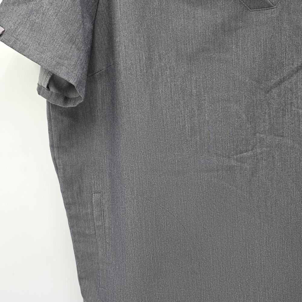 FIGS Casma Three-Pocket Scrub Top Gray Technical Collection Women's M‎ - Picture 3 of 15